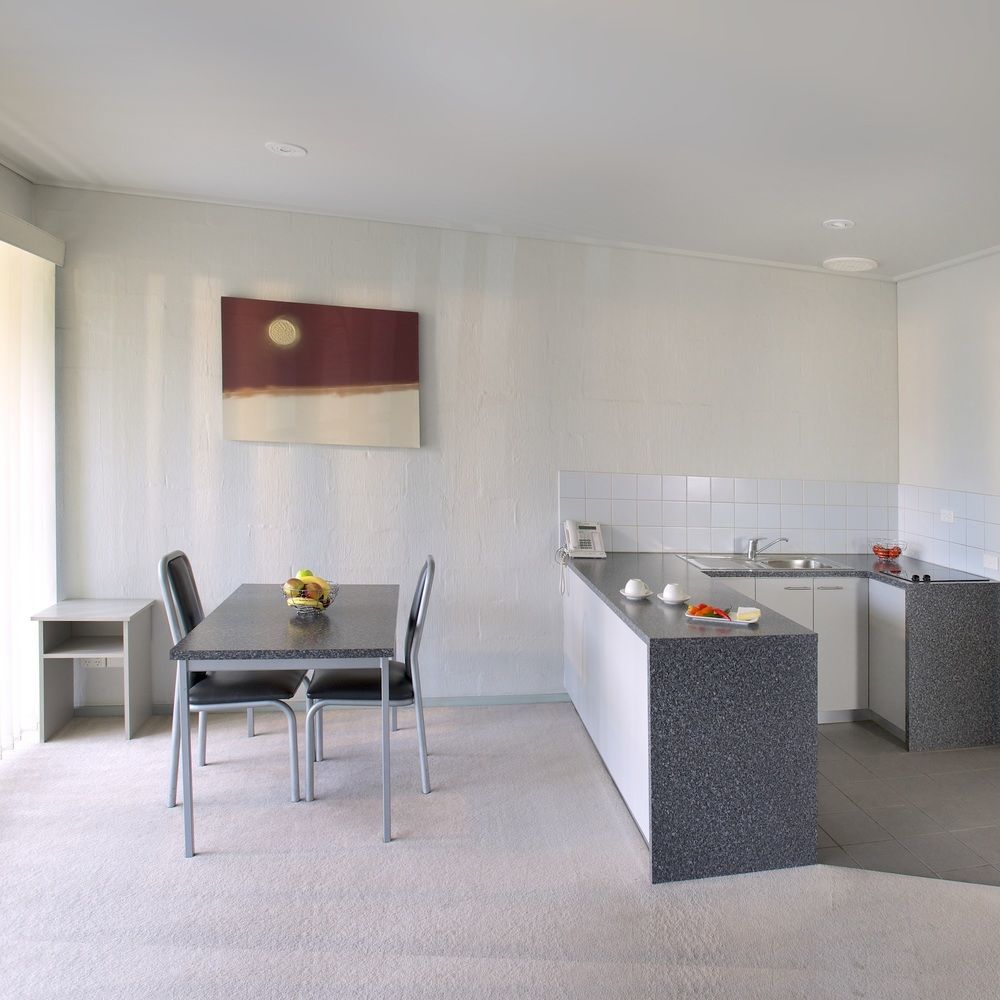 Moonlight Bay Apartments Рай Екстериор снимка