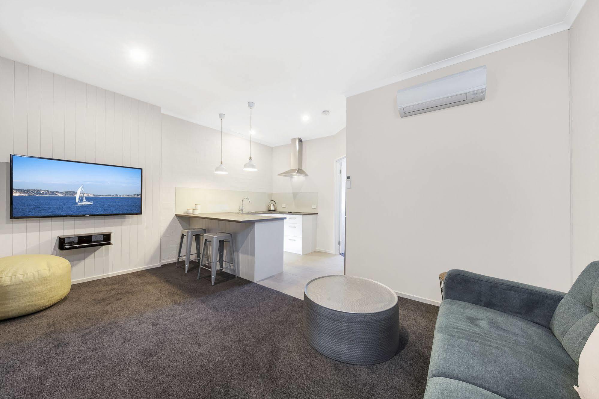 Moonlight Bay Apartments Рай Екстериор снимка